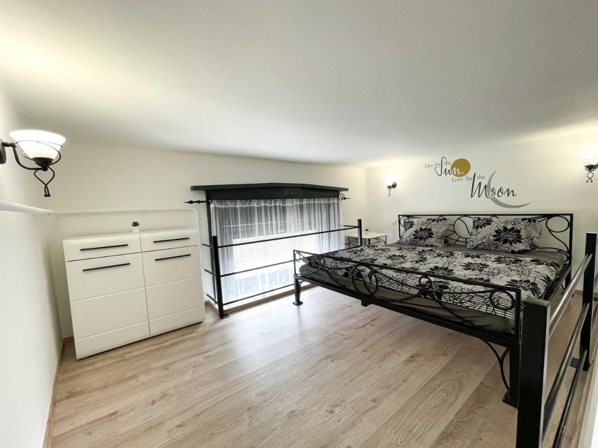 Manyi Apartman 2 Дебрецен Екстериор снимка