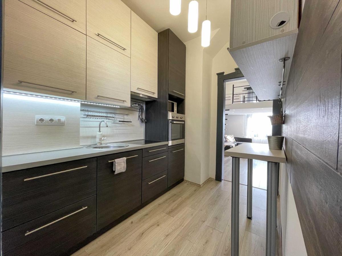 Manyi Apartman 2 Дебрецен Екстериор снимка
